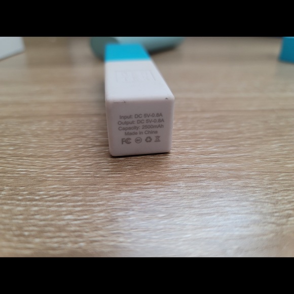 Gentek portable charger - Picture 5 of 5